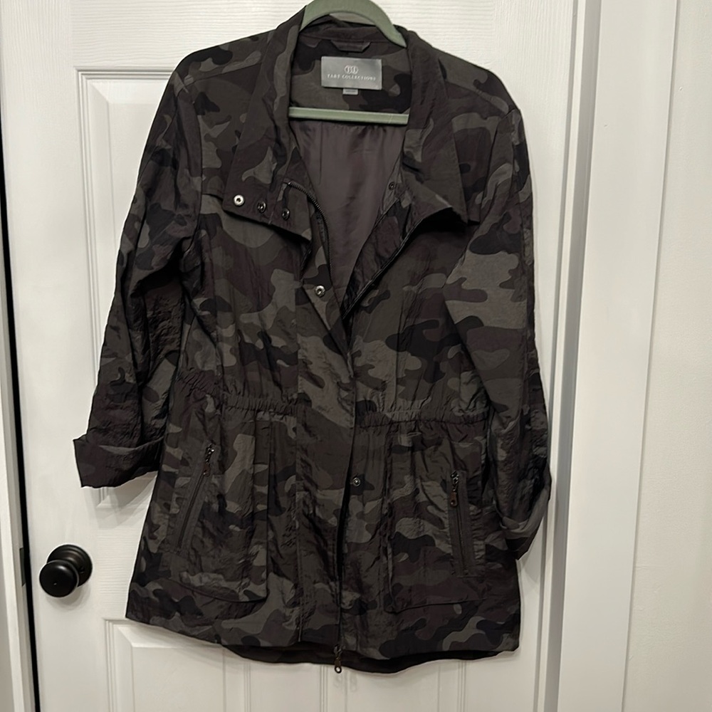 Tart collection camo jacket. Large